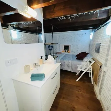 Airbhouse Private Rooms & Apartments Sevilla Exterior foto