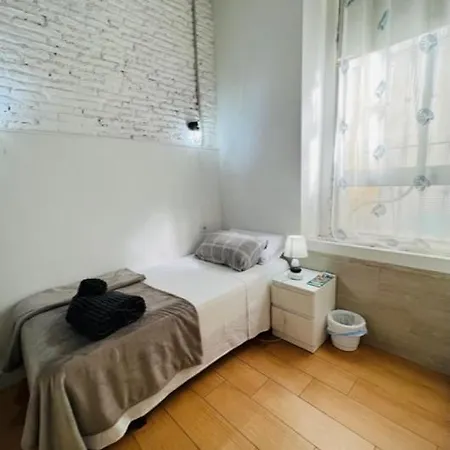 Airbhouse Private Rooms & Apartments Sevilla Exterior foto