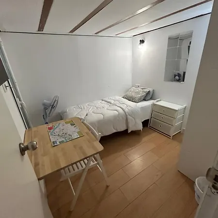 Airbhouse Private Rooms & Apartments Sevilla Exterior foto