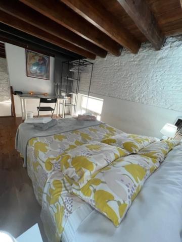 Séjour chez l'habitant Airbhouse Private & *