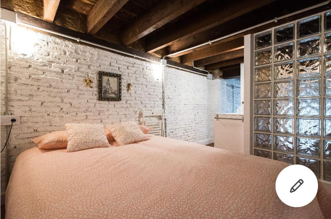 Allotjament en família Airbhouse Private & Sevilla