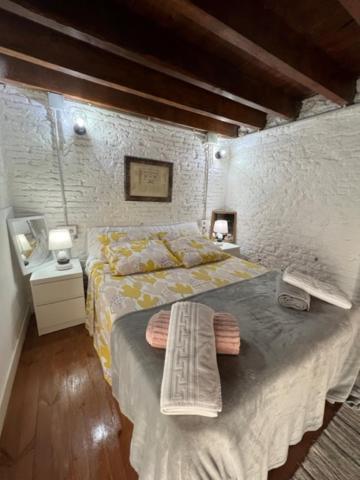 Airbhouse Private & Allotjament en família