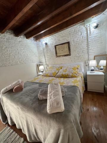 Airbhouse Private & Allotjament en família